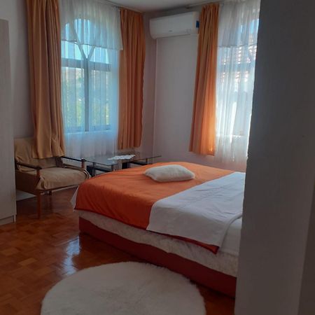 Apartman Sunce Raslina Exteriör bild