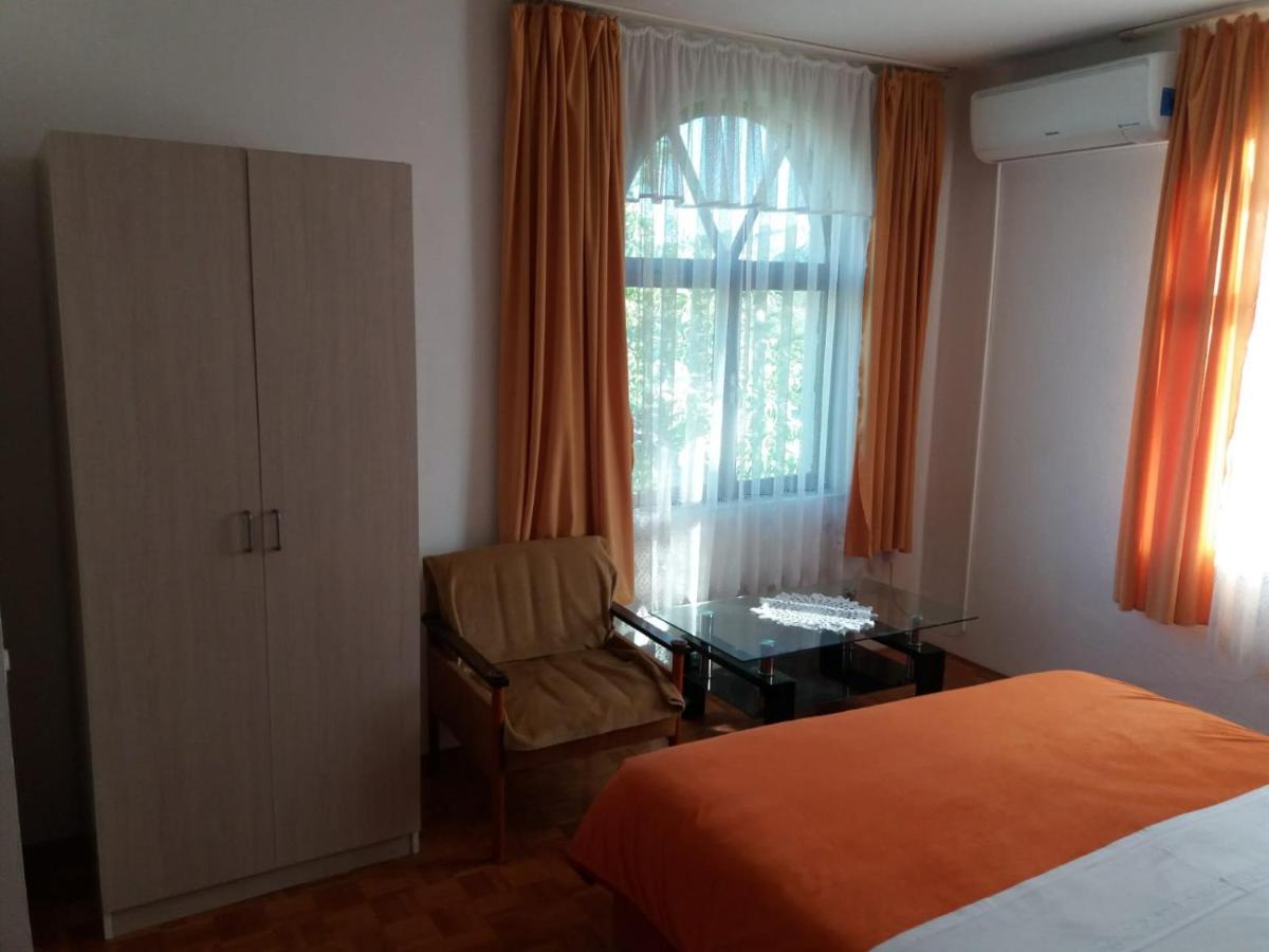 Apartman Sunce Raslina Exteriör bild